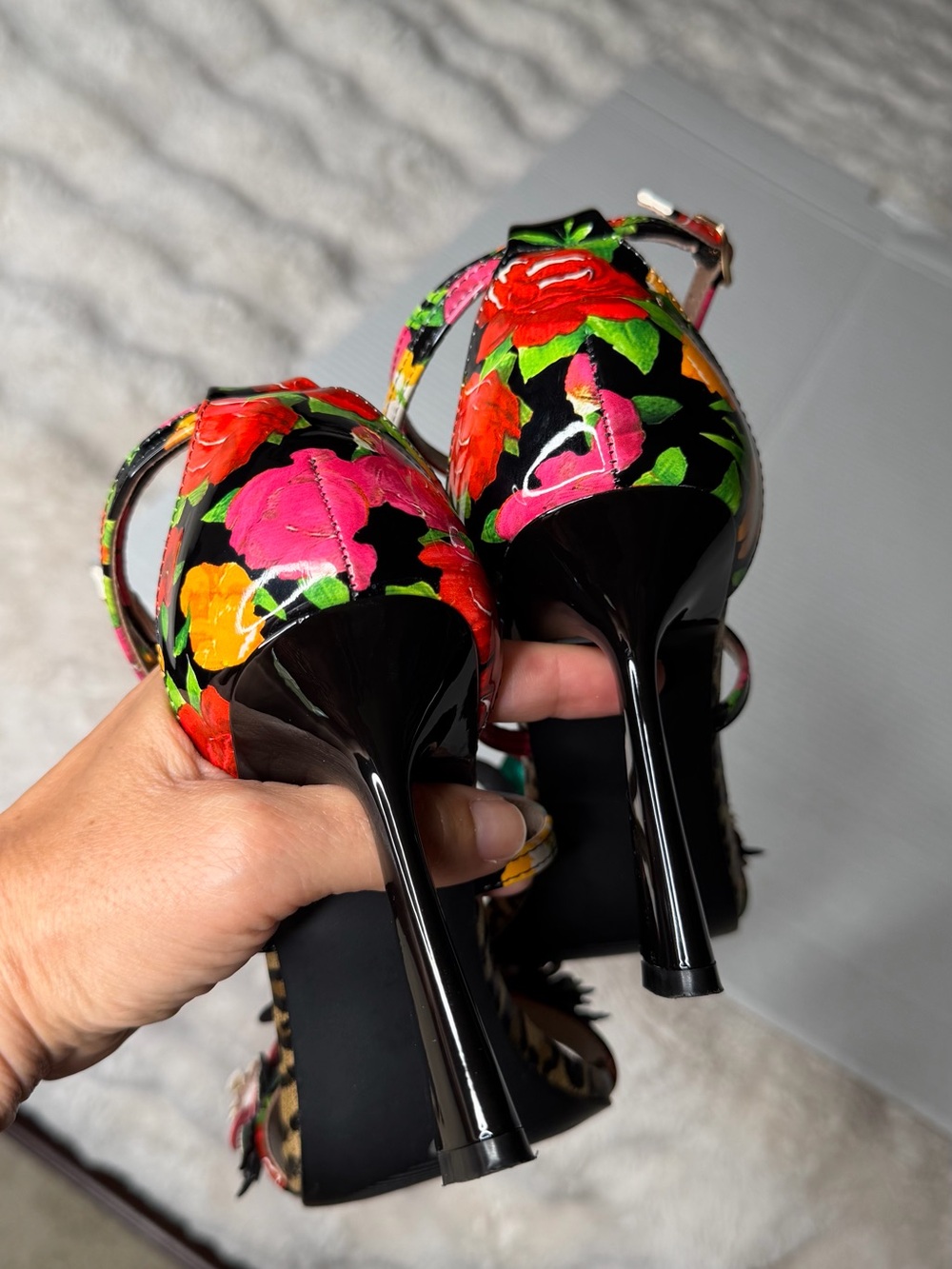 NWOT Betsey Johnson Floral Leopard Print Multicolor Floral Strappy Heel Sandals - Picture 10 of 14